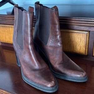 Mia Brown Leather Boots 9
